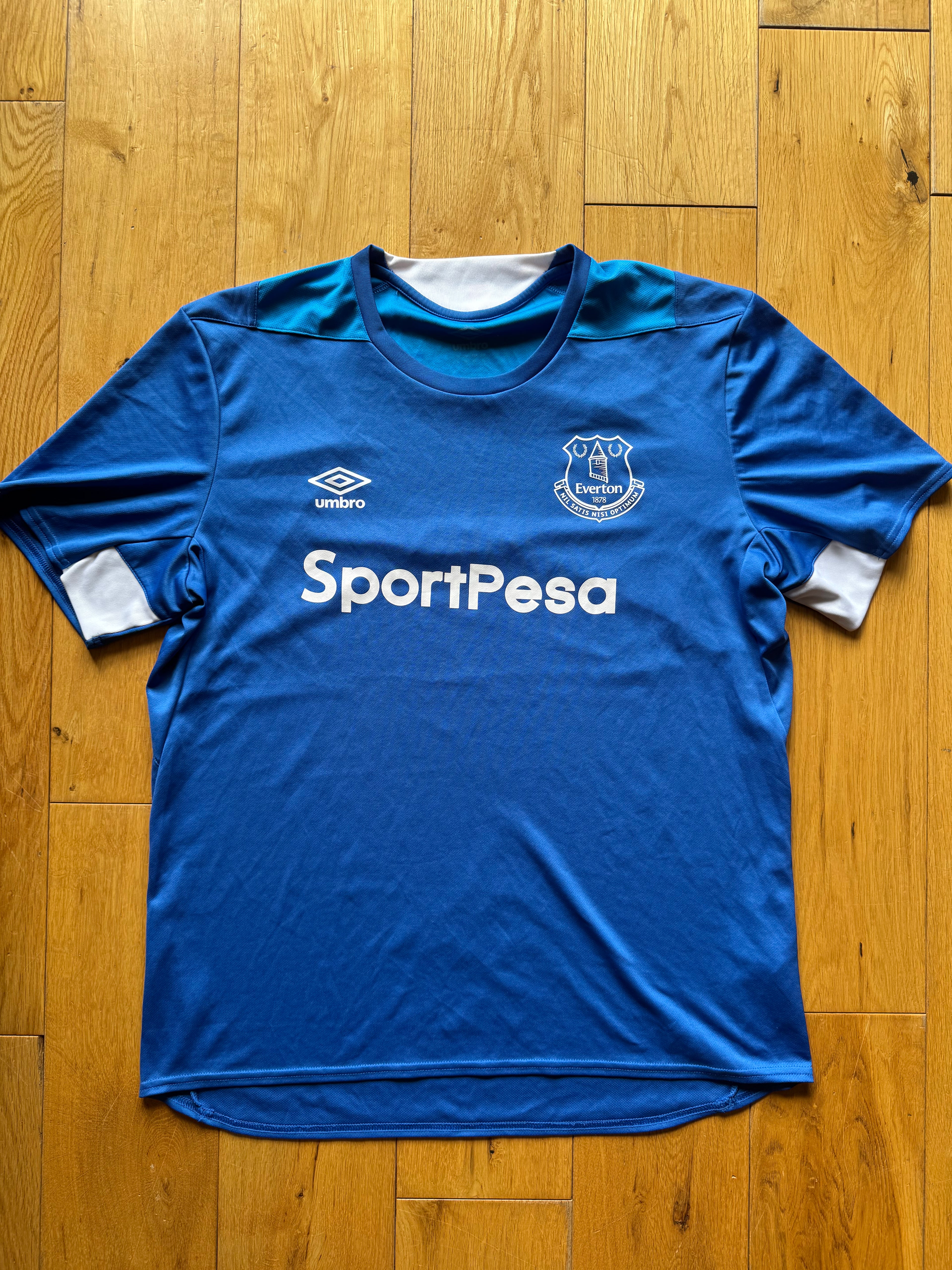 2018-19 Everton training top